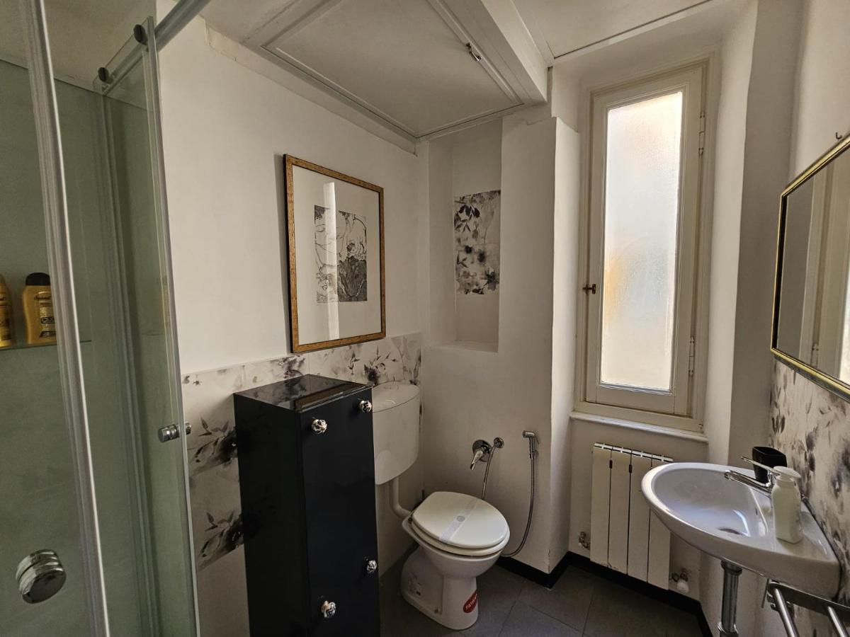Apartment Antiche Memorie-eleganza E Confort In Centro Citta Genoa